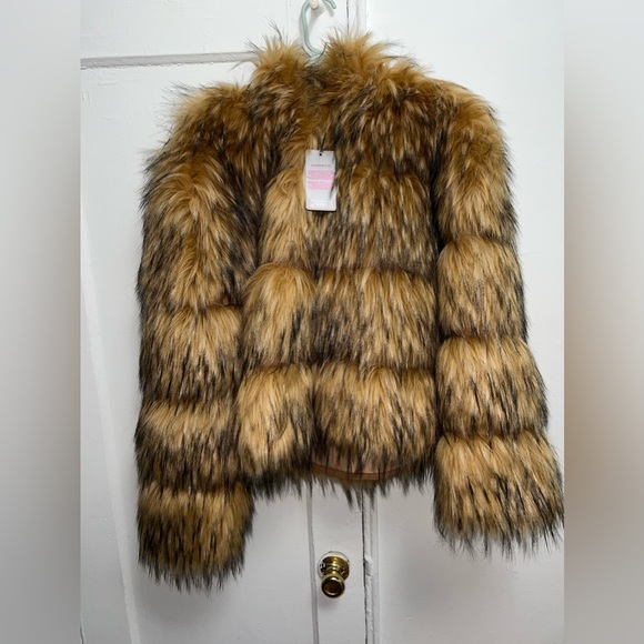 Faux Fur Coat With Hood - Picture 5 of 11